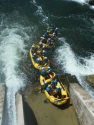 Rafting r�o Cabriel (Grupos escolares)